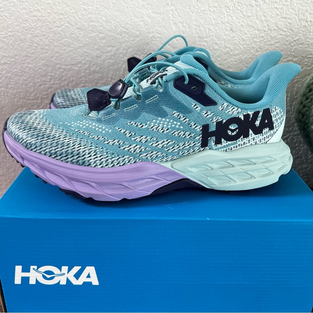 NWOT Hoka Speedgoat 5 size 8